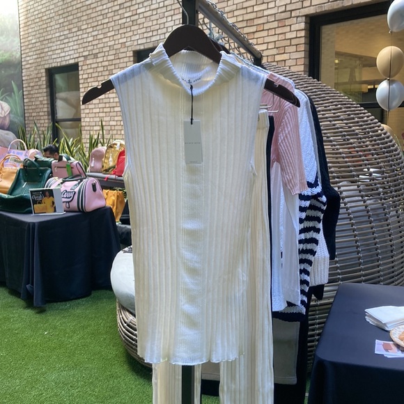 MAISON MERE RIBBED IVORY TOP - Picture 7 of 8